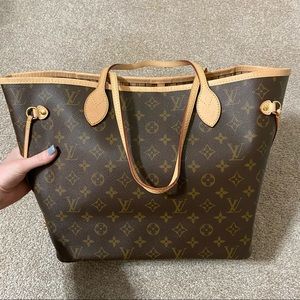 Louis Vuitton Neverfull MM Beige Interior